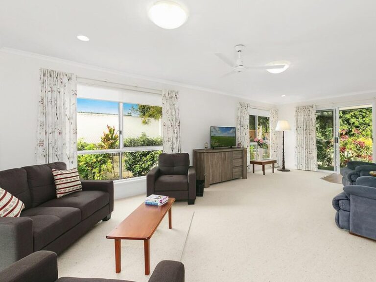 7 Wyndlorn Avenue, BUDERIM QLD 4556 - photo 3