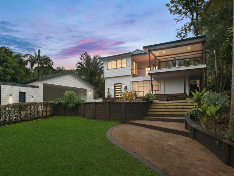 9 Dakara Court, BUDERIM QLD 4556 - photo 2