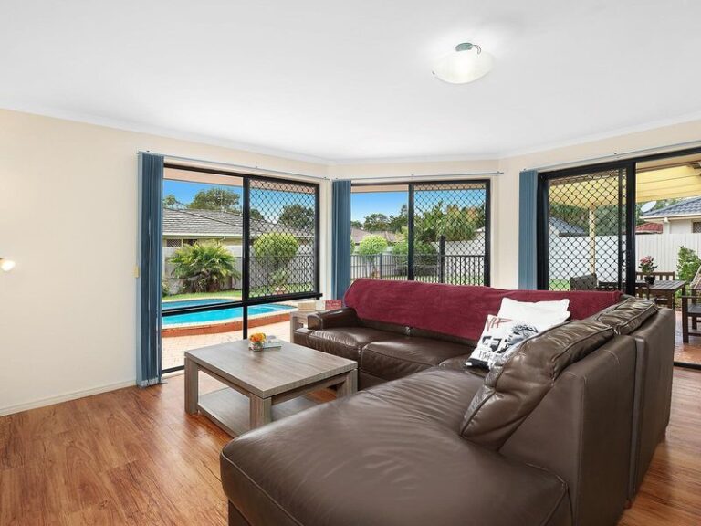 Sold - 27 Edgewater Place - New Property in SIPPY DOWNS - Real Estate by Stuart Thomas