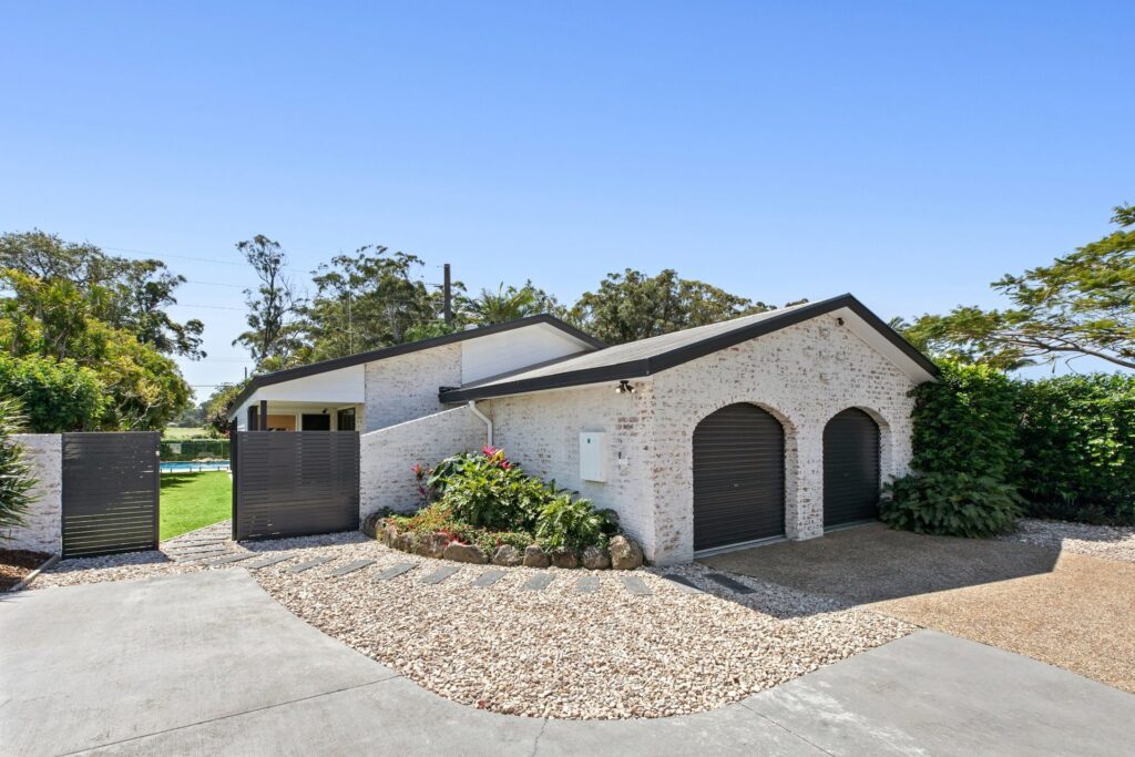 Sold - 43 Molakai Drive - New Property in Mountain Creek - Real Estate by Glennis Schindler