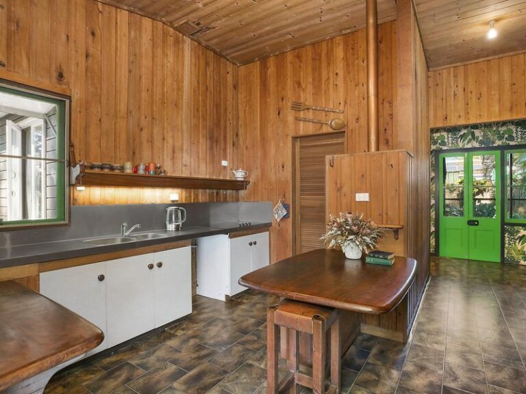 11 Sorensen Avenue, BUDERIM QLD 4556 - photo 5