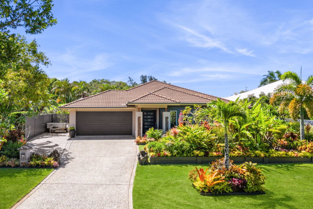 Sold - 7 Regal Crescent - New Property in Sippy Downs - Real Estate by Vicki Stewart