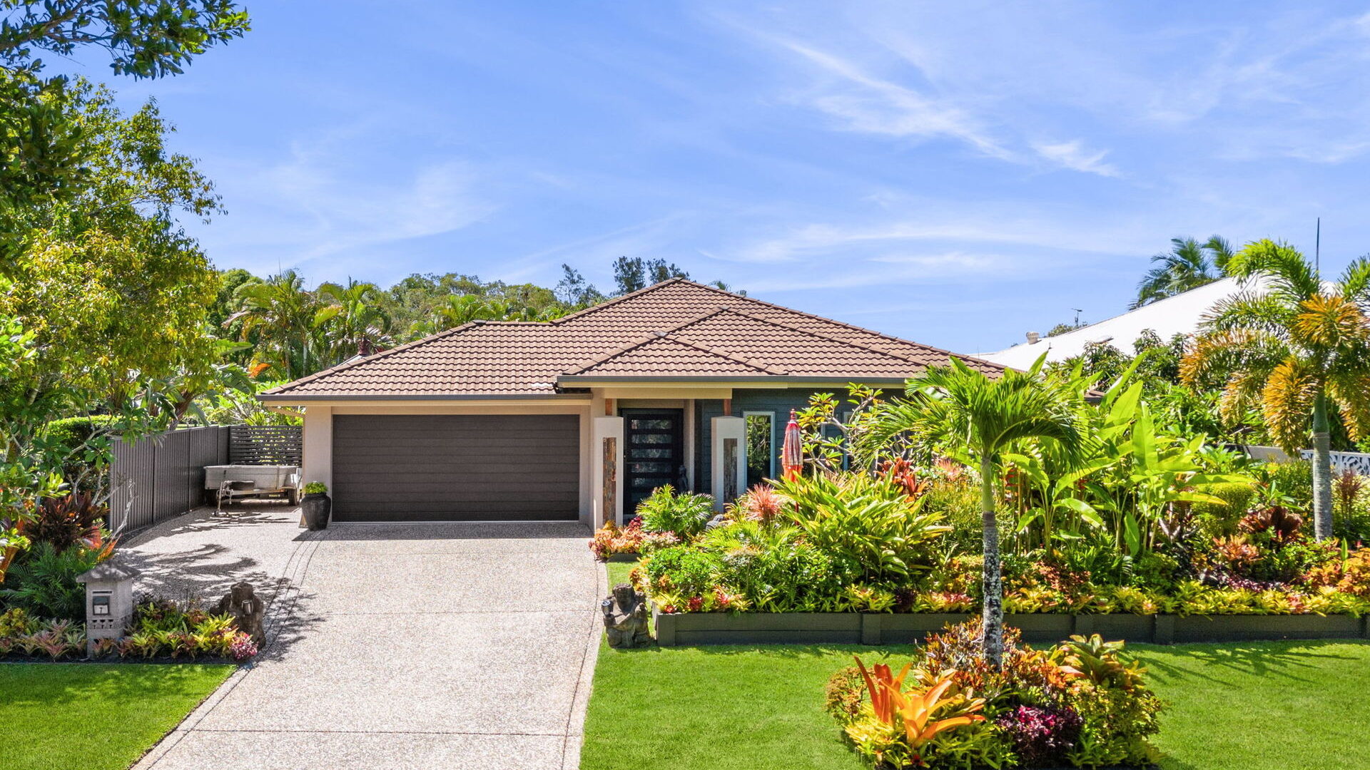 Sold - 7 Regal Crescent - New Property in Sippy Downs - Real Estate by Vicki Stewart