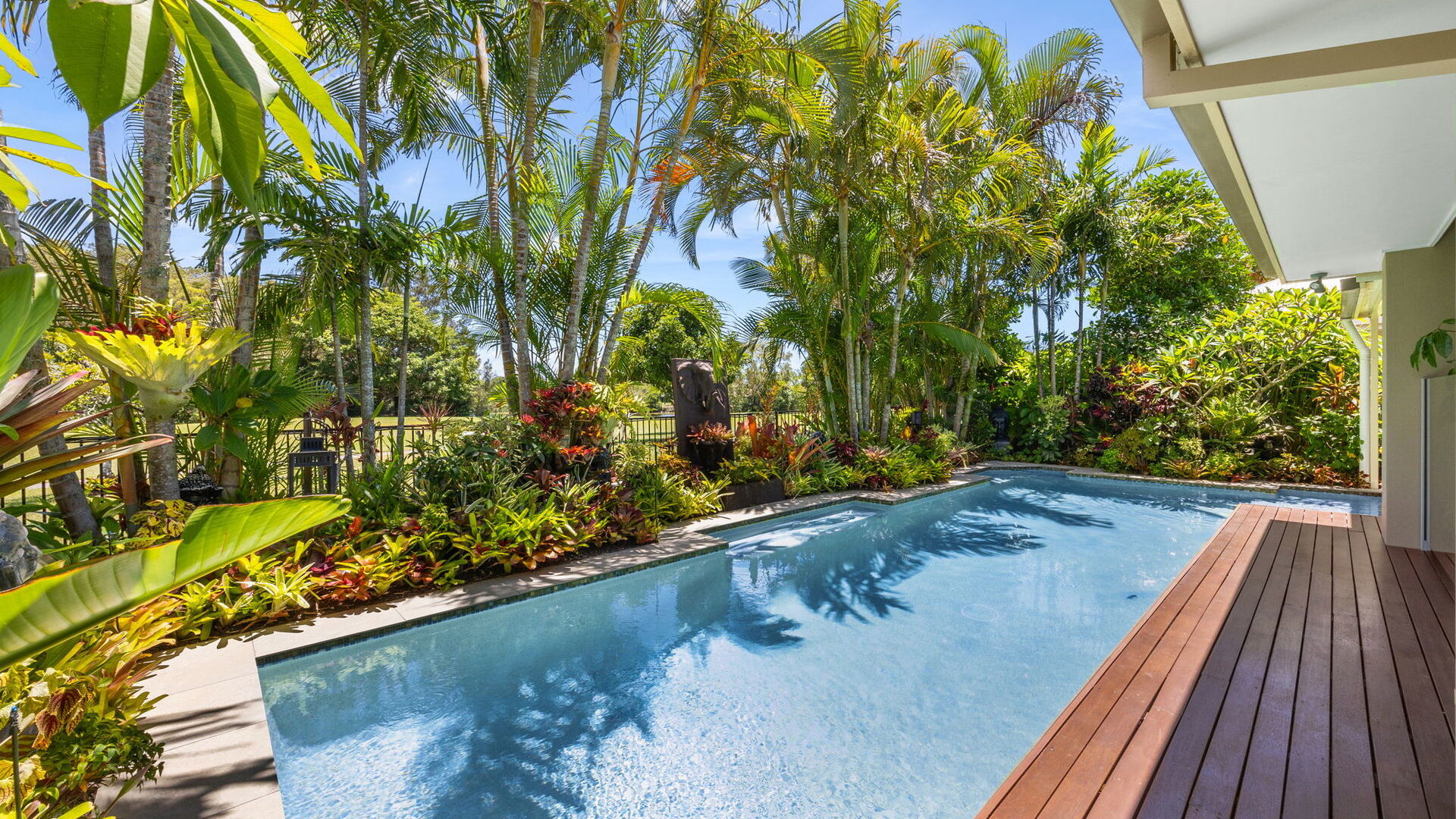 Sold - 7 Regal Crescent - New Property in Sippy Downs - Real Estate by Vicki Stewart