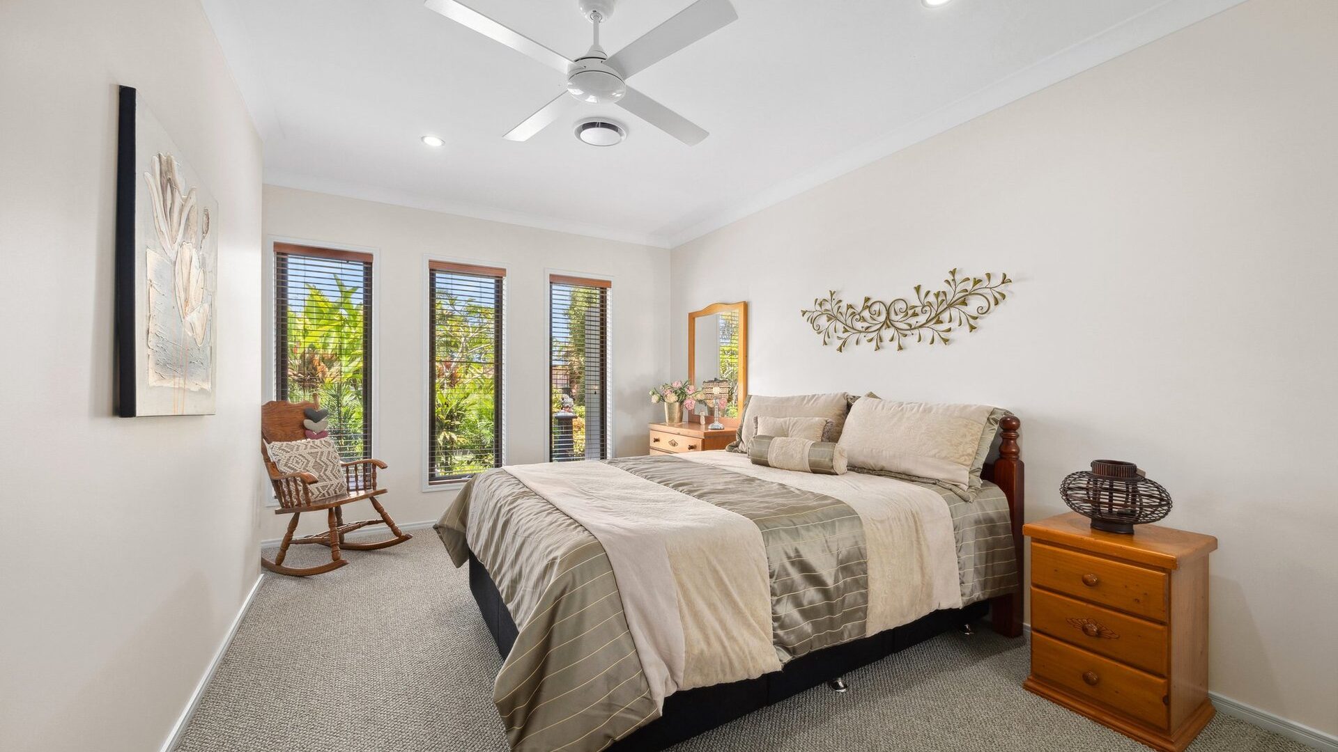 Sold - 7 Regal Crescent - New Property in Sippy Downs - Real Estate by Vicki Stewart