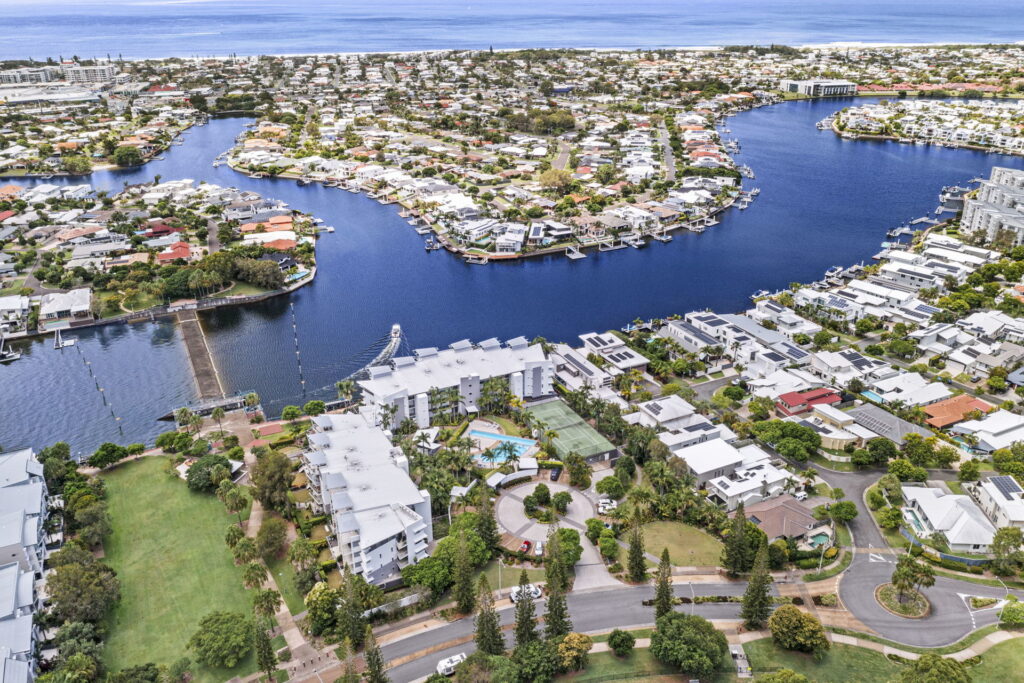 Sold - 5/51 Grand Parade - New Property in Kawana Island - Real Estate by Vicki Stewart