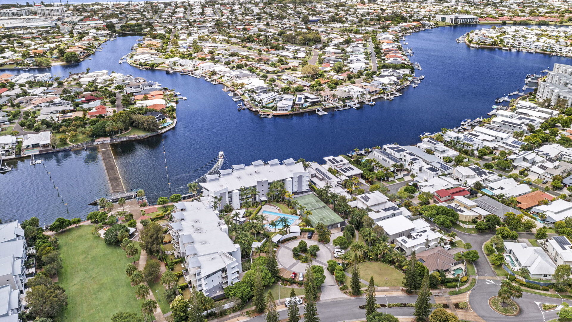 Sold - 5/51 Grand Parade - New Property in Kawana Island - Real Estate by Vicki Stewart