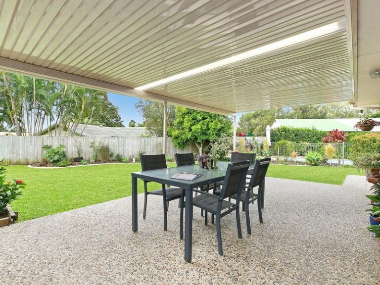 17 Callistra Crescent, BUDERIM QLD 4556 - photo 2