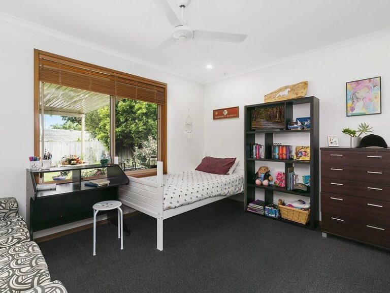 17 Callistra Crescent, BUDERIM QLD 4556 - photo 7