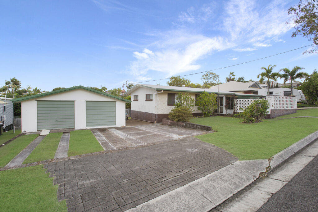 3 Pettigrew Street, Mooloolaba QLD 4557 - photo 3