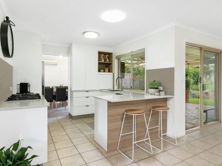 12 Hawthorn Court, BUDERIM QLD 4556 - photo 2