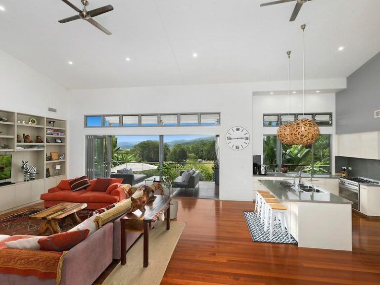 Sold - 59 Upper Rosemount Road - New Property in ROSEMOUNT - Real Estate by Chris Pace