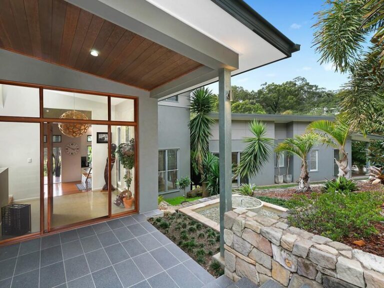 Sold - 59 Upper Rosemount Road - New Property in ROSEMOUNT - Real Estate by Chris Pace