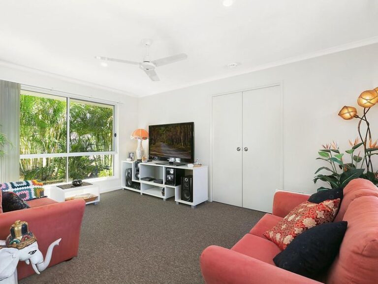 Sold - 72 Creekside Drive - New Property in SIPPY DOWNS - Real Estate by David Swarbrick