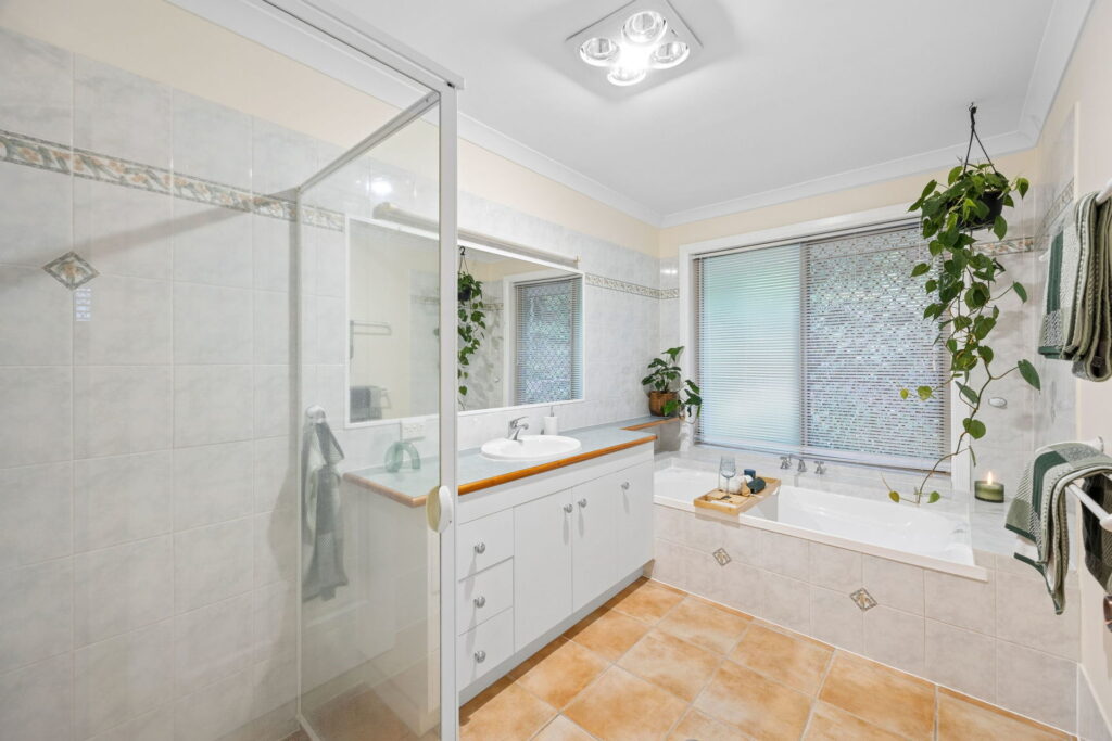 Sold - 5-9 Rita Court - New Property in Tanawha - Real Estate by Chris Pace