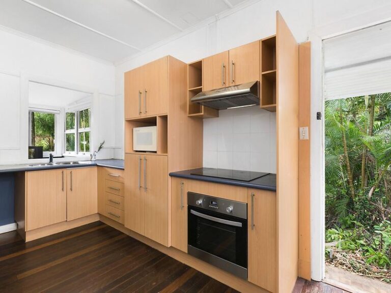 307 Mooloolaba Road, BUDERIM QLD 4556 - photo 4