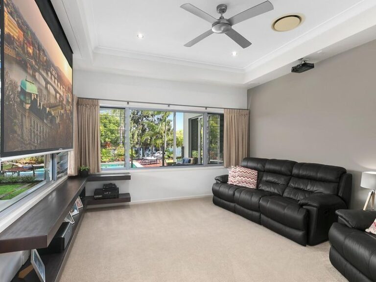 Sold - 111 Fitzwilliam Drive - New Property in SIPPY DOWNS - Real Estate by Peter Hill