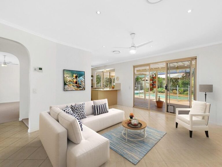 10 Cranfield Drive, BUDERIM QLD 4556 - photo 3