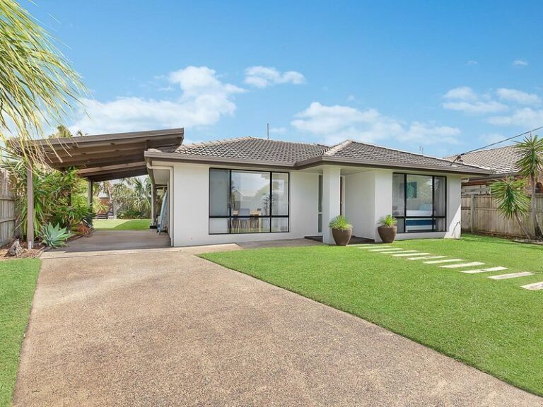 Sold - 32 Lapoinya Crescent - New Property in WARANA - Real Estate by McGrath Buderim