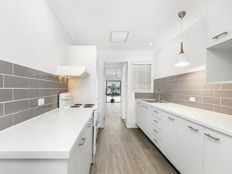 260/25 St Vincents Court, MINYAMA