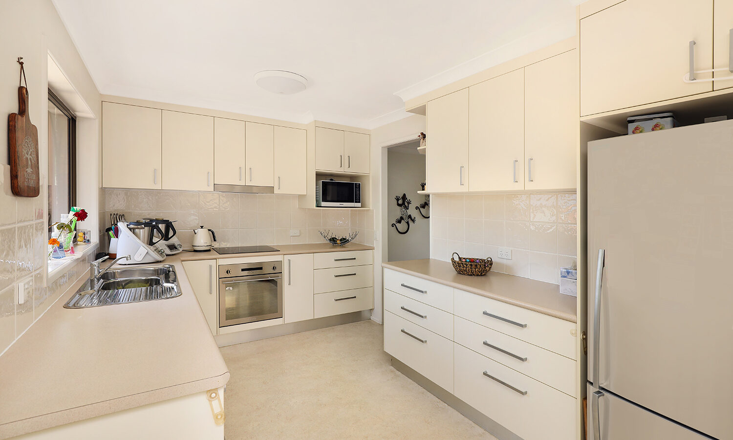 13 Arana Court, Maroochydore QLD 4558 - photo 2