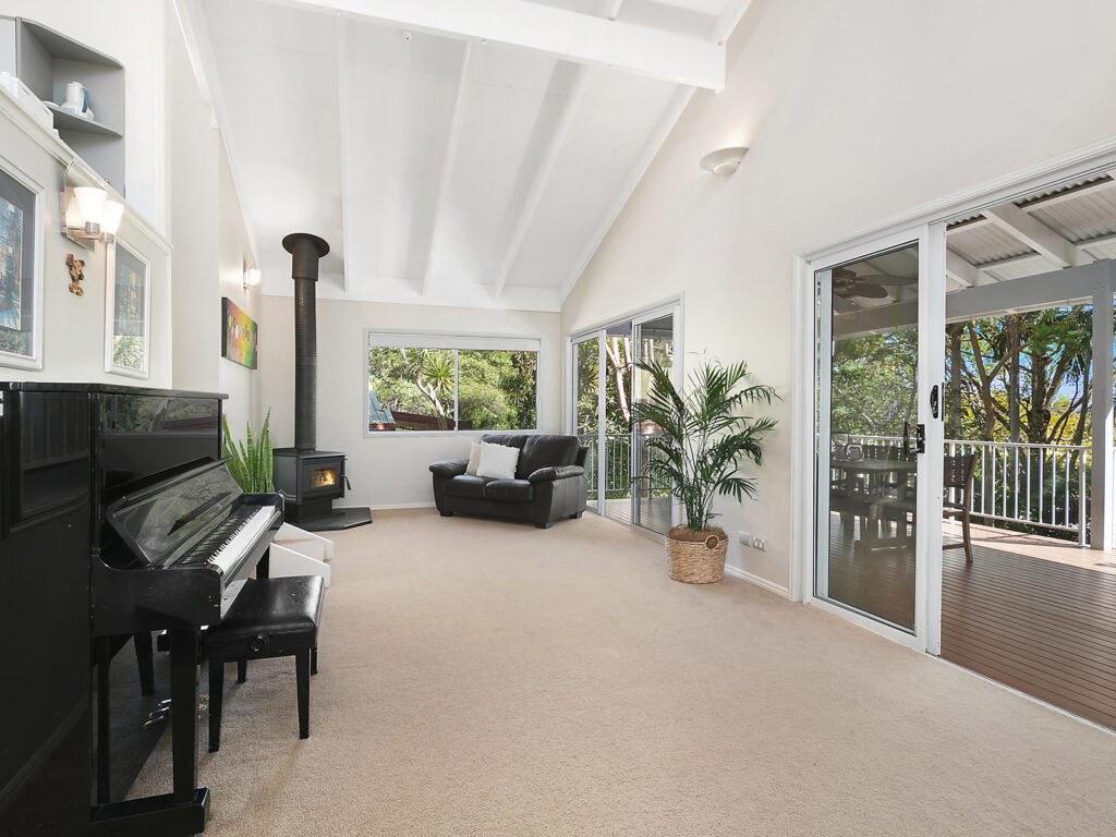 21 Sunset Avenue, Buderim QLD 4556 - photo 3