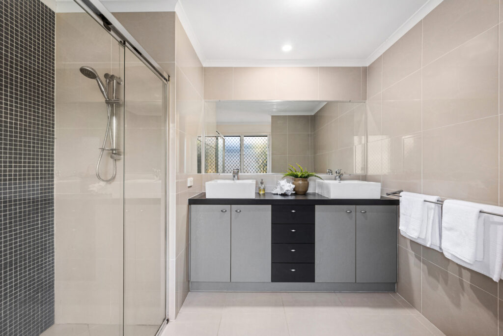 Sold - 10 Midyim Court - New Property in Meridan Plains - Real Estate by Stuart Thomas