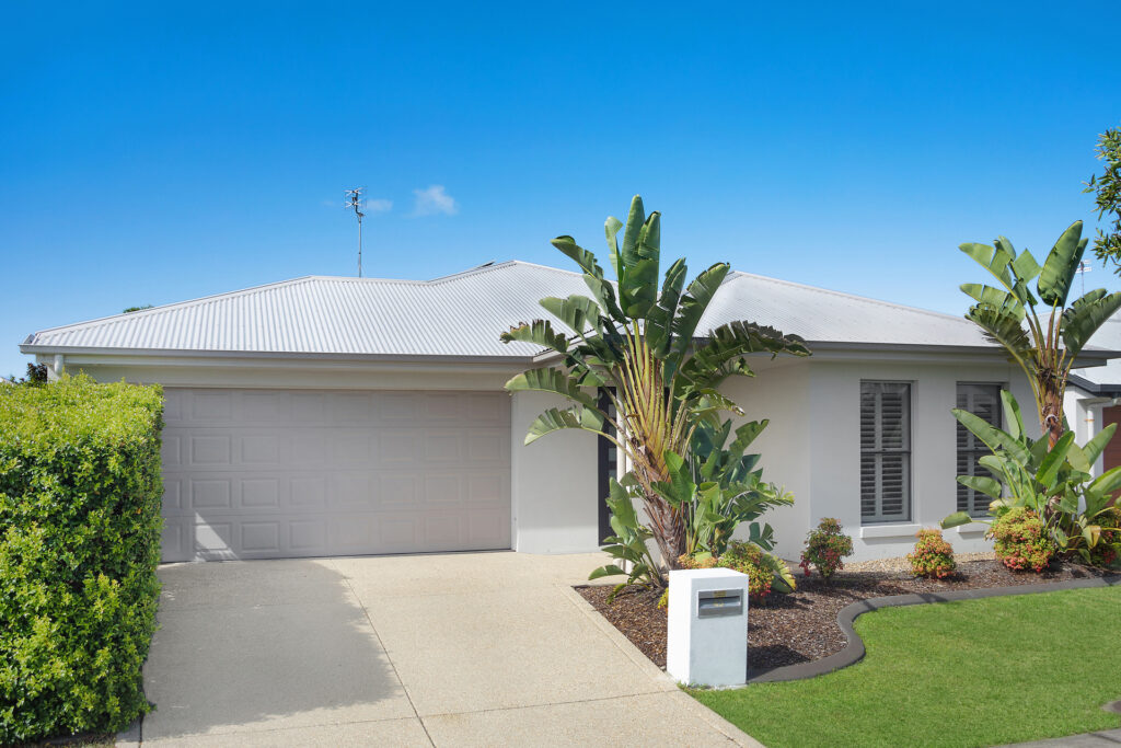 Sold - 43 Sweetlip Circuit - New Property in Mountain Creek - Real Estate by Miles Brechelt
