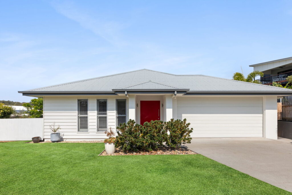 Sold - 14 Greens Vista Place - New Property in Yaroomba - Real Estate by Trudi Fernandez