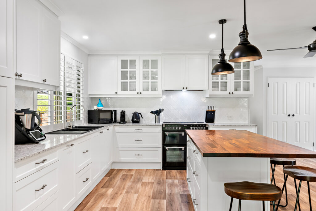 Sold - 30 Anning Road - New Property in Forest Glen - Real Estate by Damien Michael