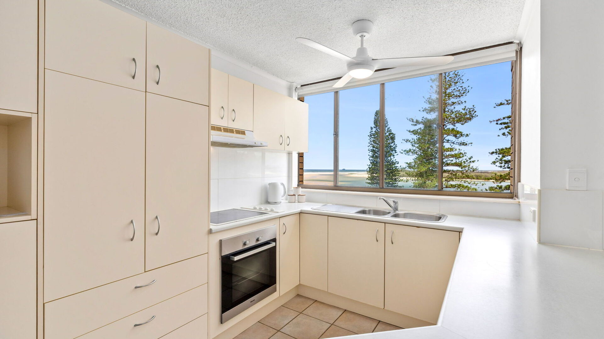 Sold - 11/32 Esplanade Bulcock Beach - New Property in Caloundra - Real Estate by Peter Hill
