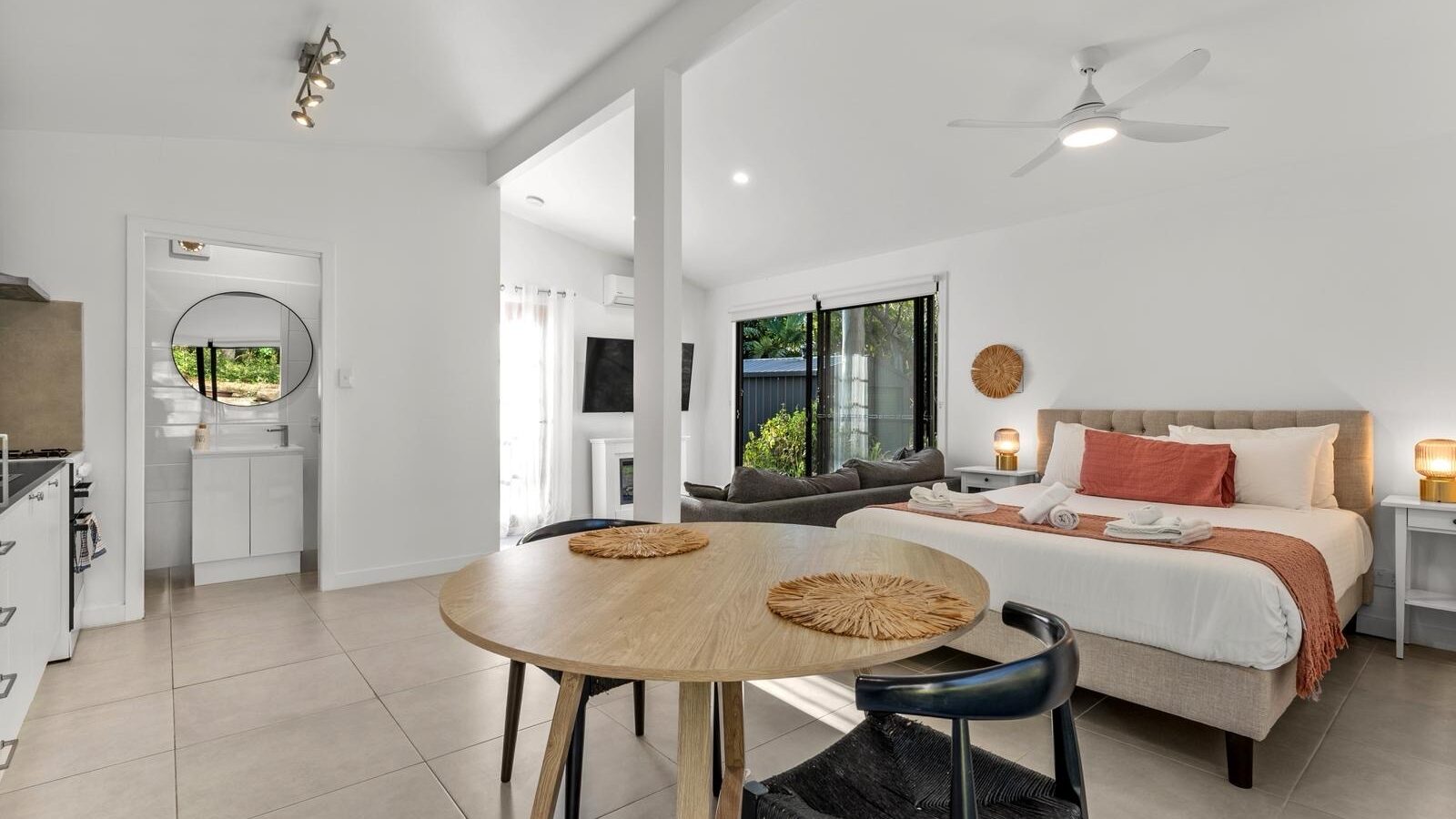 For Sale - 609 Hunchy Road - New Property in Hunchy - Real Estate by Daniele Gabrielli