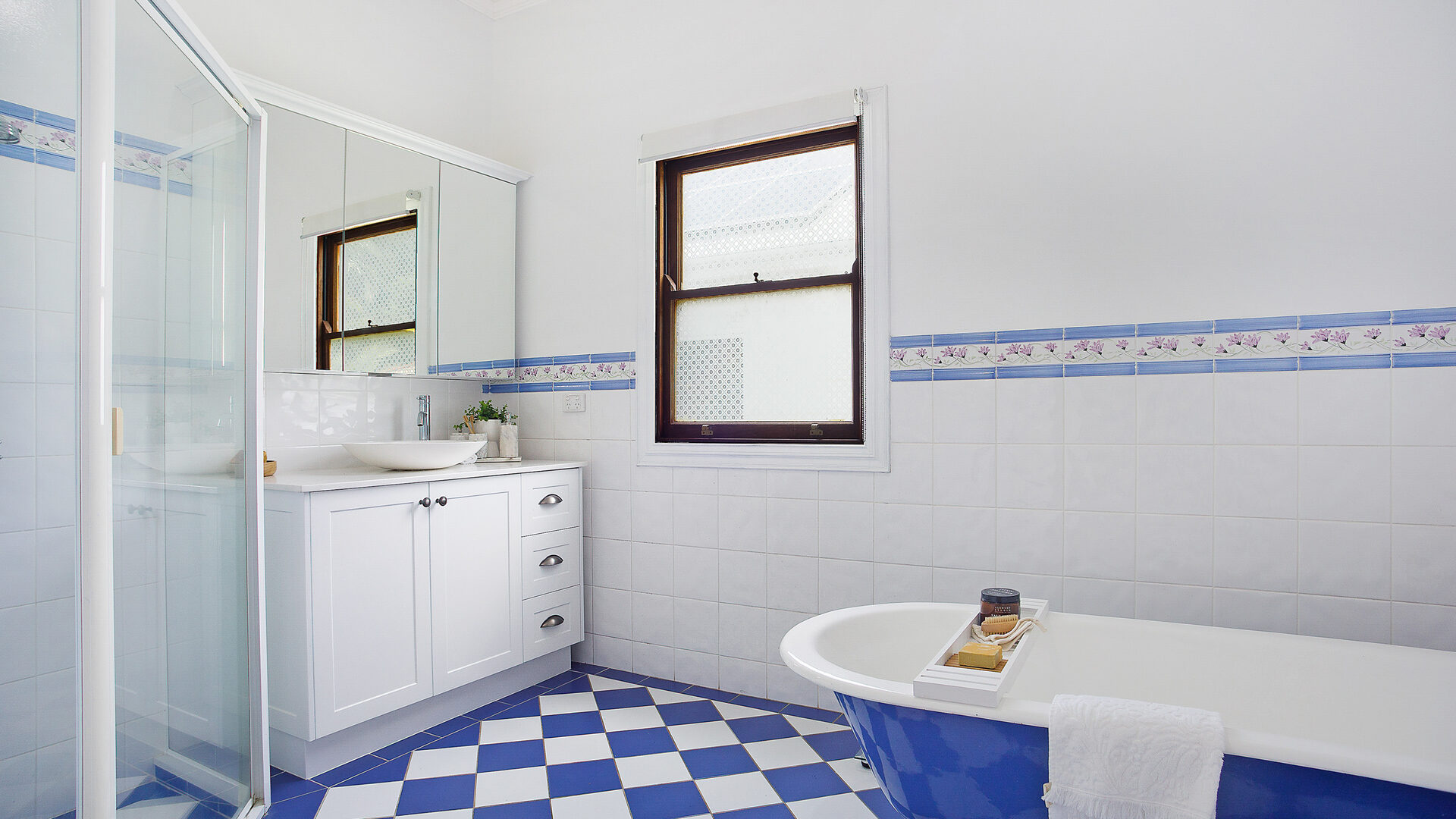 Sold - 2 Shady Grove - New Property in Tanawha - Real Estate by Carlie Penn