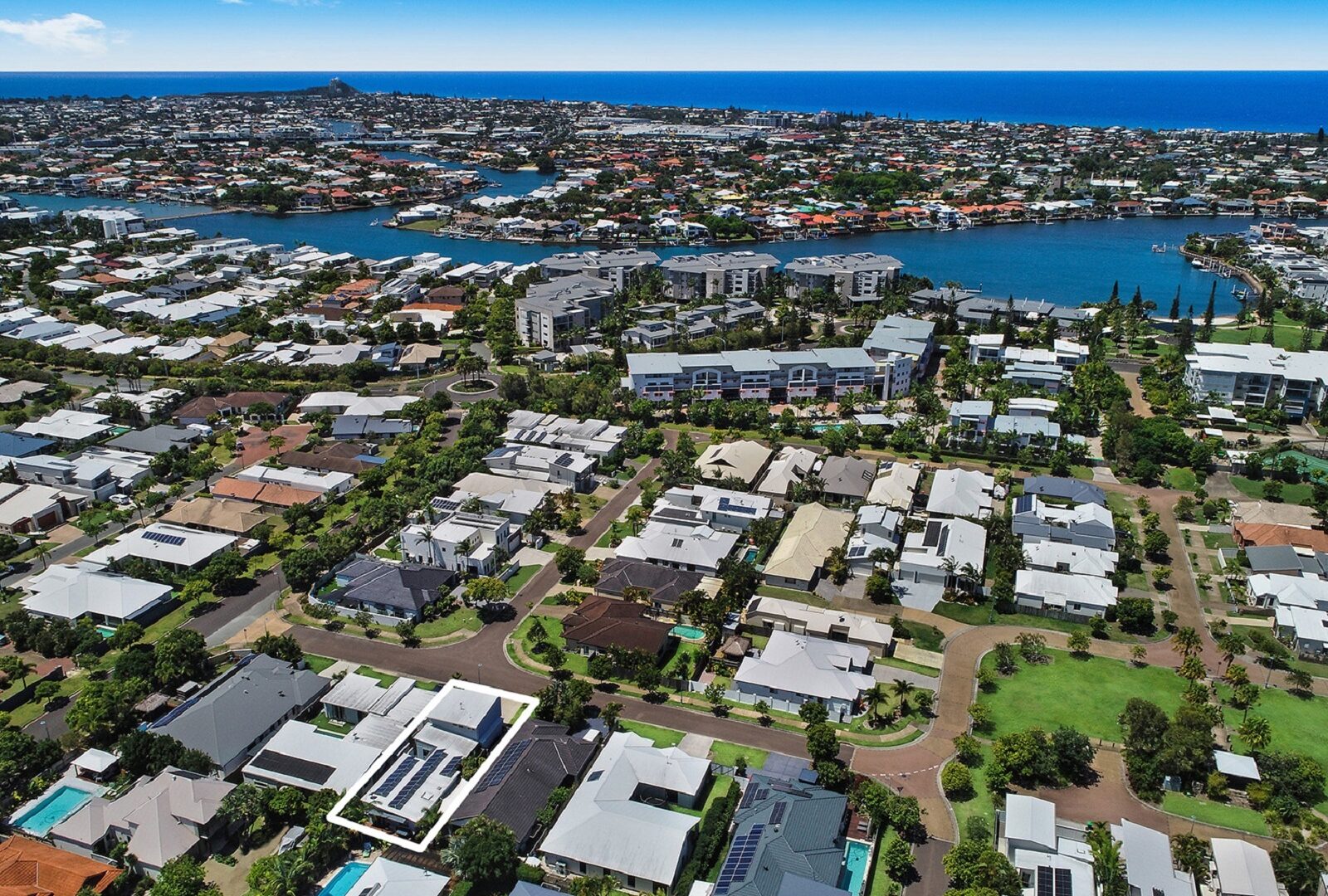 Sold - 6 Trinidad Street - New Property in Kawana Island - Real Estate by Geoff Ohmsen