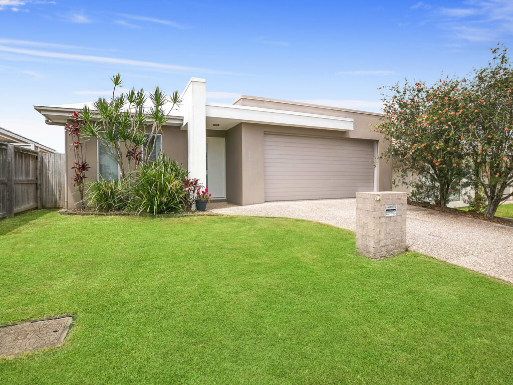 Sold - 16 Kurrajong Crescent - New Property in Meridan Plains - Real Estate by Carlie Penn