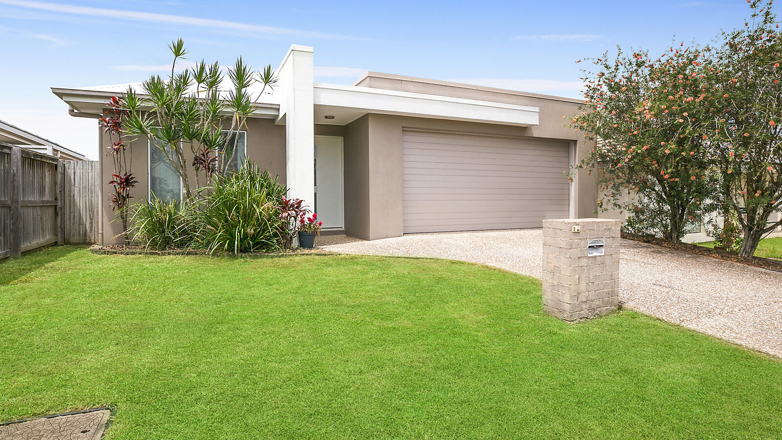 Sold - 16 Kurrajong Crescent - New Property in Meridan Plains - Real Estate by Carlie Penn