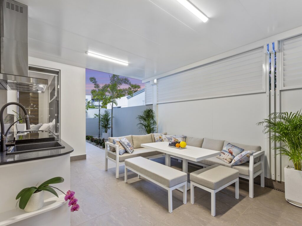Sold - 13 Tortola Place - New Property in Kawana Island - Real Estate by Geoff Ohmsen