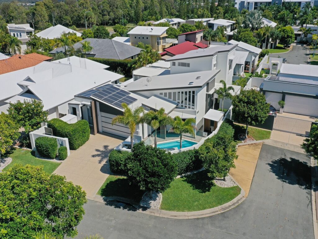 Sold - 13 Tortola Place - New Property in Kawana Island - Real Estate by Geoff Ohmsen