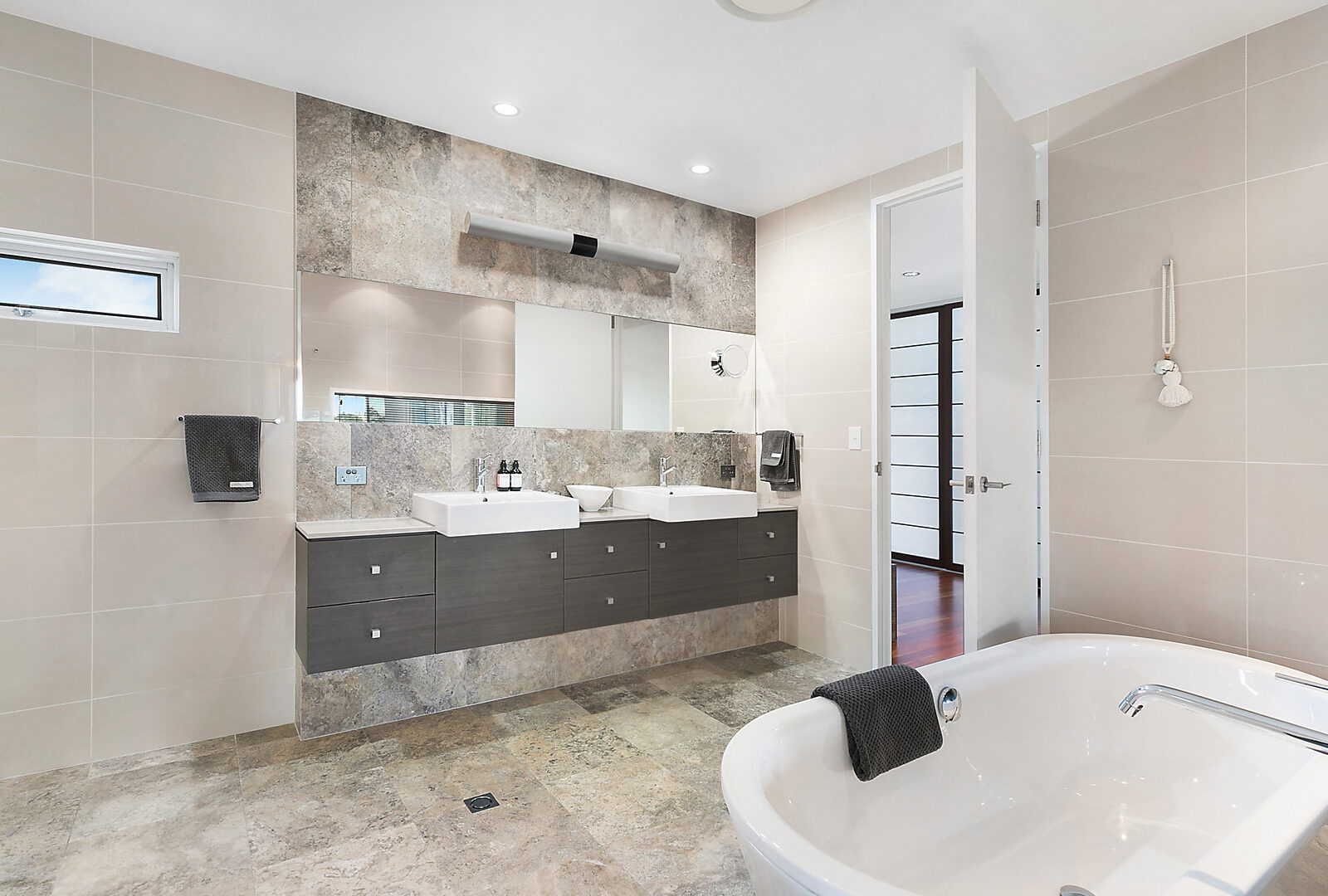 Sold - 15 Elanora Avenue - New Property in Mooloolaba - Real Estate by Geoff Ohmsen