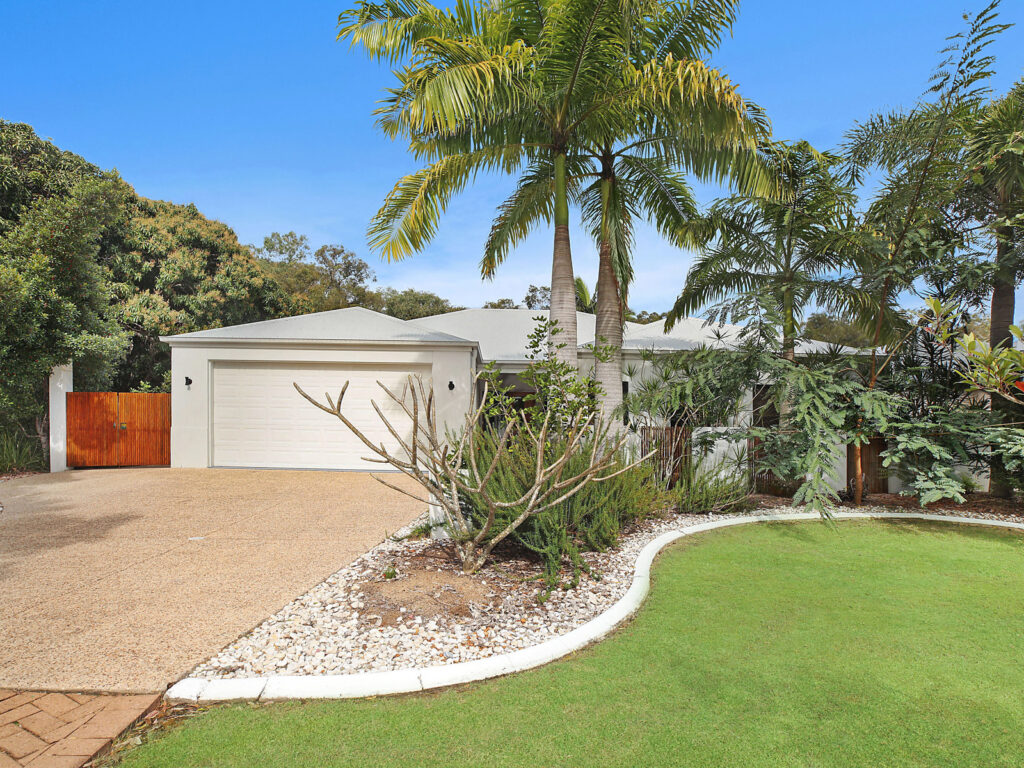 Sold - 14 Peatling Lane - New Property in Twin Waters - Real Estate by Glennis Schindler