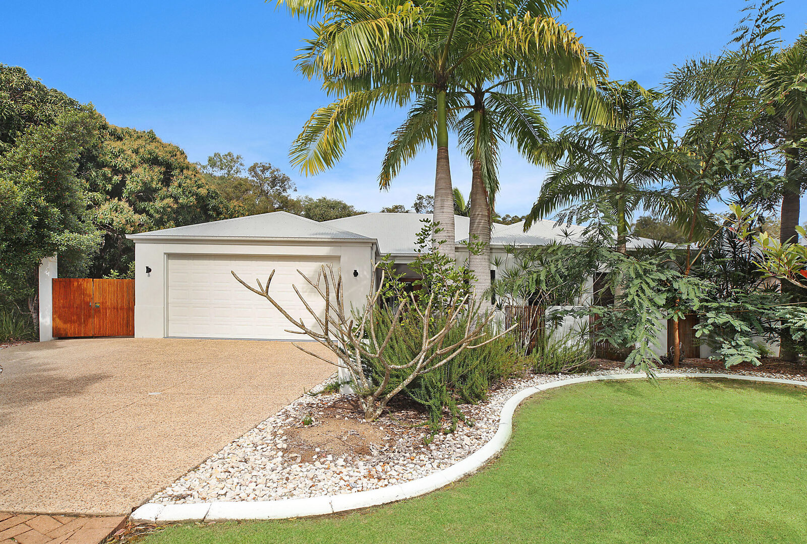 Sold - 14 Peatling Lane - New Property in Twin Waters - Real Estate by Glennis Schindler