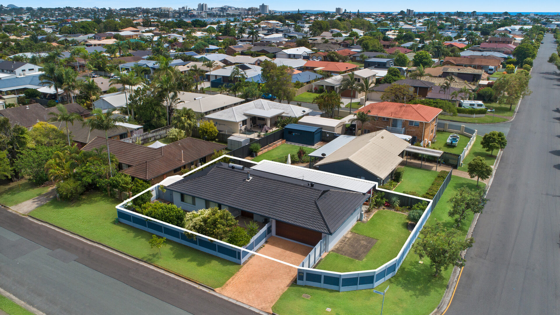Sold - 64 Jessica Boulevard - New Property in Minyama - Real Estate by Geoff Ohmsen