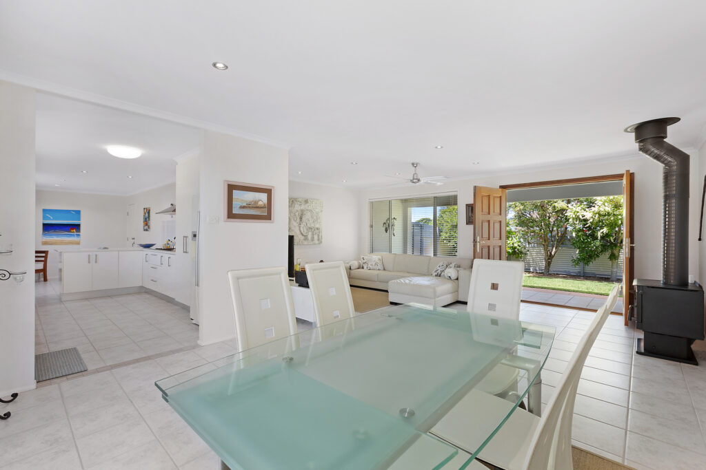 Sold - 64 Jessica Boulevard - New Property in Minyama - Real Estate by Geoff Ohmsen