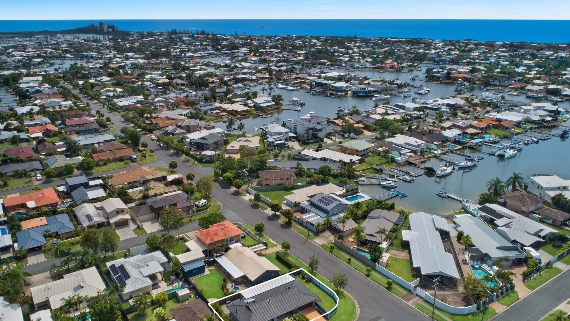 Sold - 64 Jessica Boulevard - New Property in Minyama - Real Estate by Geoff Ohmsen