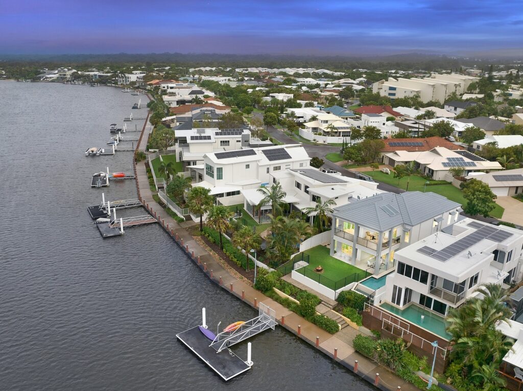 Sold - 9 Antigua Court - New Property in Kawana Island - Real Estate by Geoff Ohmsen