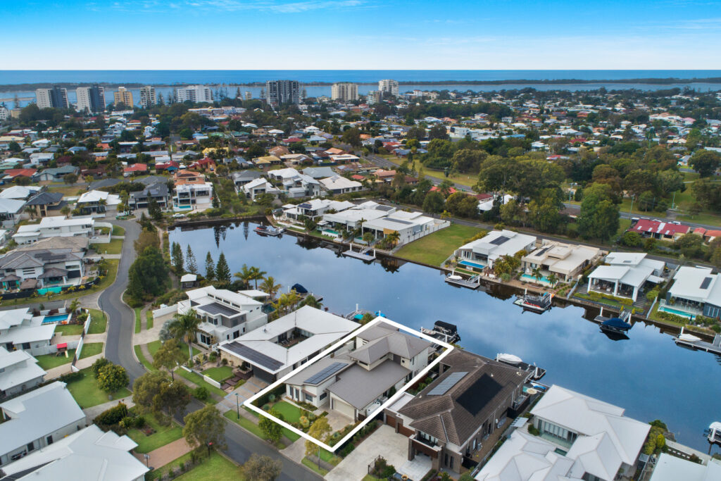 Sold - 51 Whitehaven Way - New Property in Pelican Waters - Real Estate by Geoff Ohmsen