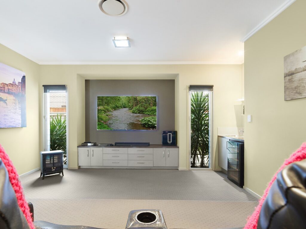 Sold - 51 Whitehaven Way - New Property in Pelican Waters - Real Estate by Geoff Ohmsen