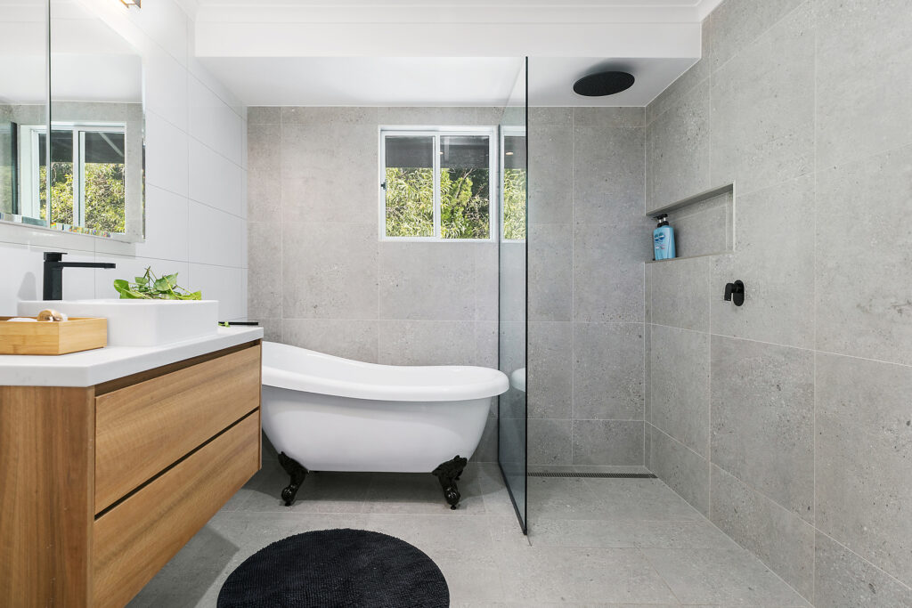 Sold - 15 Crystal Pacific Court - New Property in Mount Coolum - Real Estate by Carlie Penn