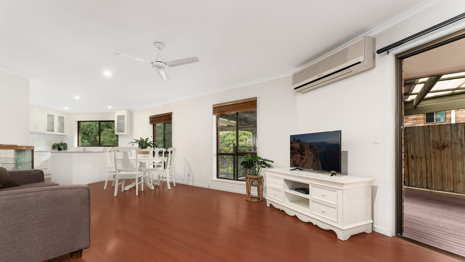 Sold - 30 Chiltern Court - New Property in Coes Creek - Real Estate by Glennis Schindler