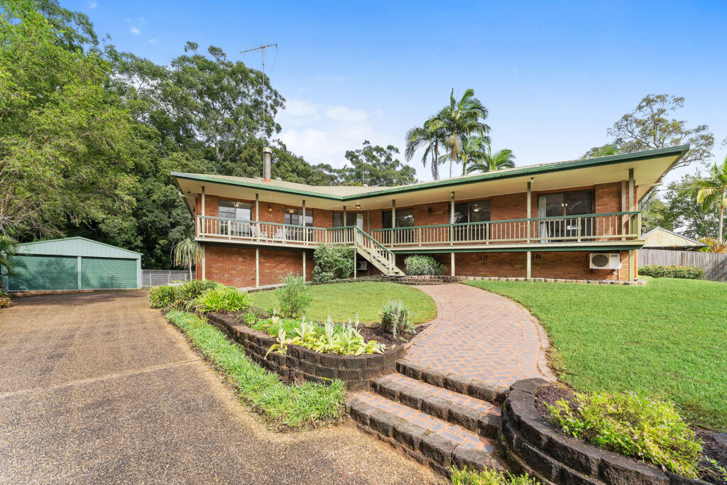 Sold - 30 Chiltern Court - New Property in Coes Creek - Real Estate by Glennis Schindler